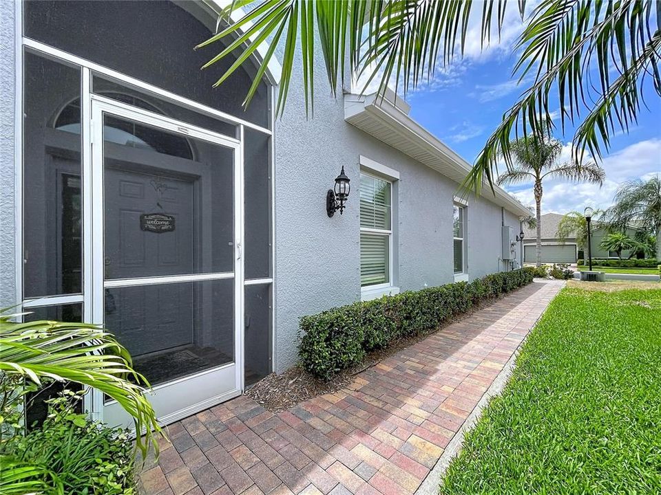 For Sale: $309,000 (3 beds, 2 baths, 1568 Square Feet)
