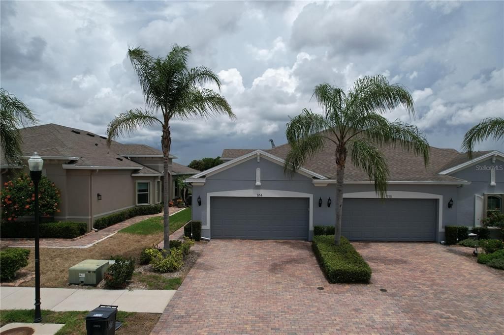 For Sale: $309,000 (3 beds, 2 baths, 1568 Square Feet)