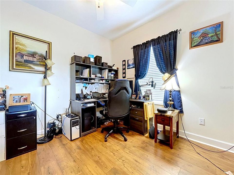 For Sale: $309,000 (3 beds, 2 baths, 1568 Square Feet)