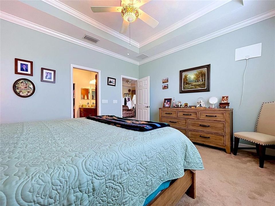 For Sale: $309,000 (3 beds, 2 baths, 1568 Square Feet)