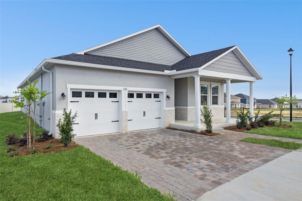 For Rent: $2,300 (4 beds, 2 baths, 1824 Square Feet)
