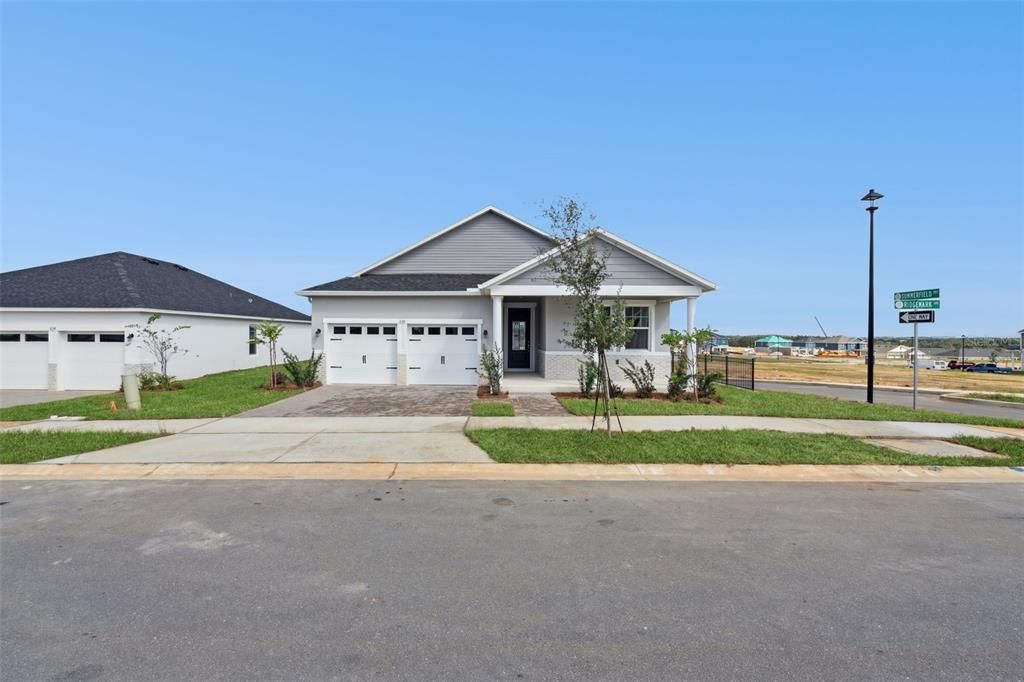For Rent: $2,300 (4 beds, 2 baths, 1824 Square Feet)