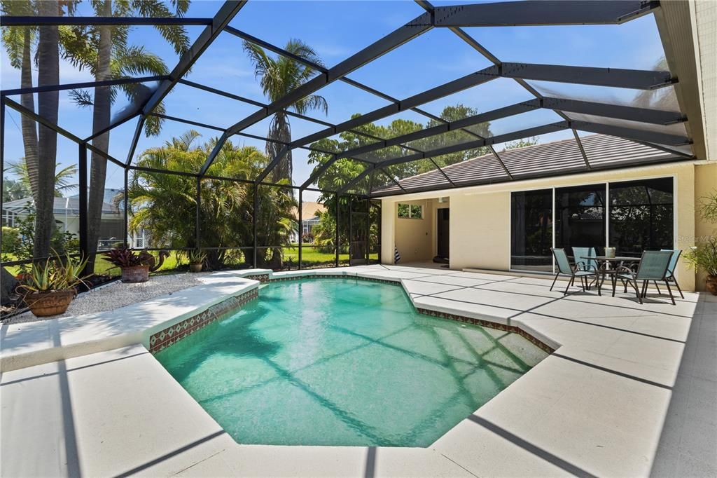 For Sale: $835,000 (4 beds, 3 baths, 2742 Square Feet)