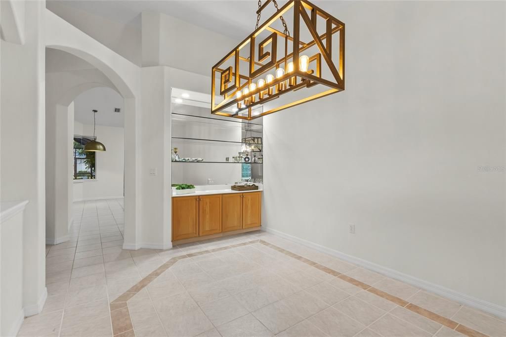 For Sale: $835,000 (4 beds, 3 baths, 2742 Square Feet)