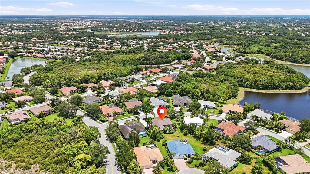 For Sale: $835,000 (4 beds, 3 baths, 2742 Square Feet)