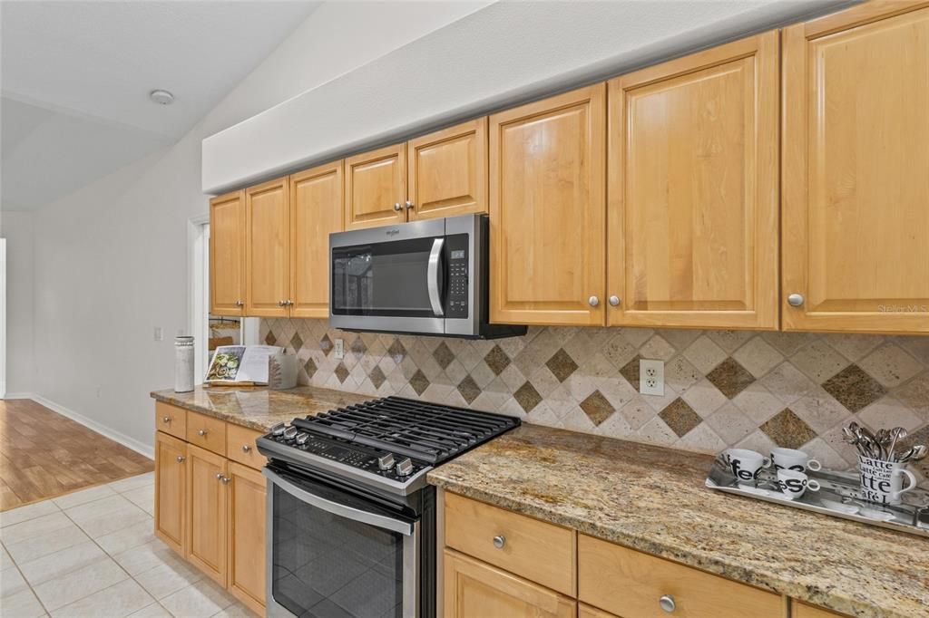 For Sale: $835,000 (4 beds, 3 baths, 2742 Square Feet)