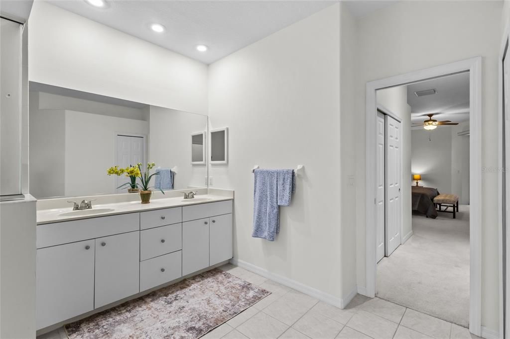 For Sale: $835,000 (4 beds, 3 baths, 2742 Square Feet)