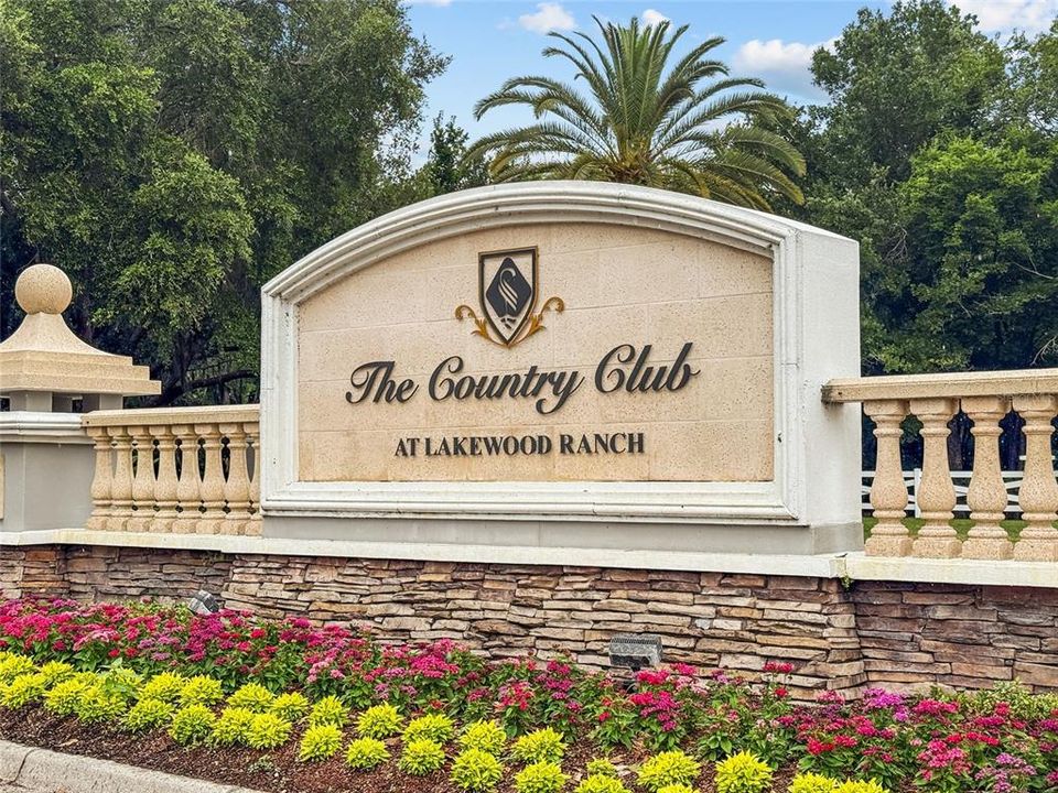For Sale: $1,099,000 (5 beds, 3 baths, 2960 Square Feet)