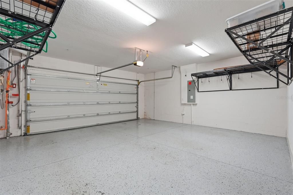 En Venta: $699,900 (3 camas, 3 baños, 1855 Pies cuadrados)