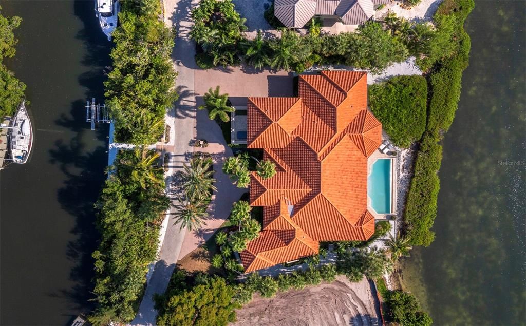 На продажу: $8,500,000 (4 спален, 4 ванн, 5649 Квадратных фут)