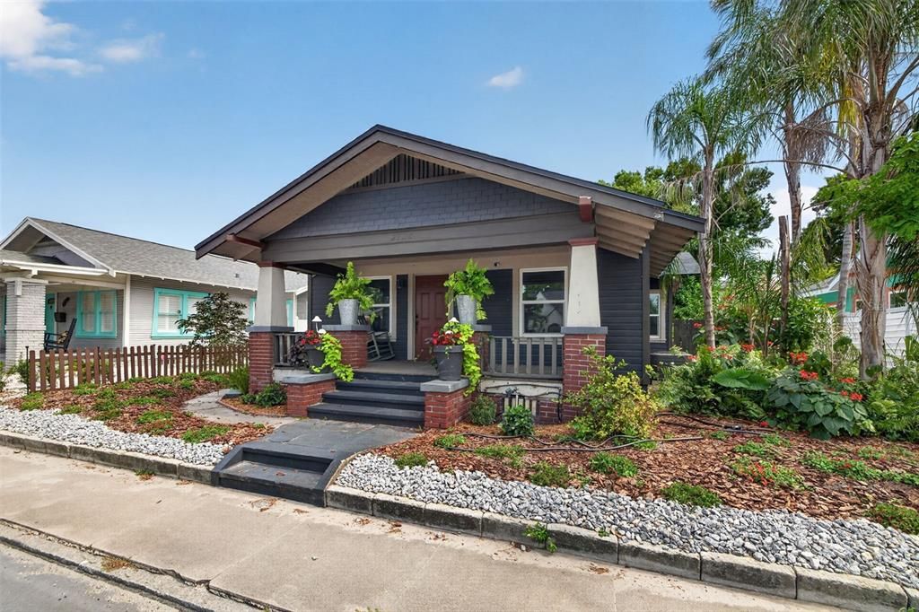 For Sale: $575,000 (2 beds, 2 baths, 1430 Square Feet)
