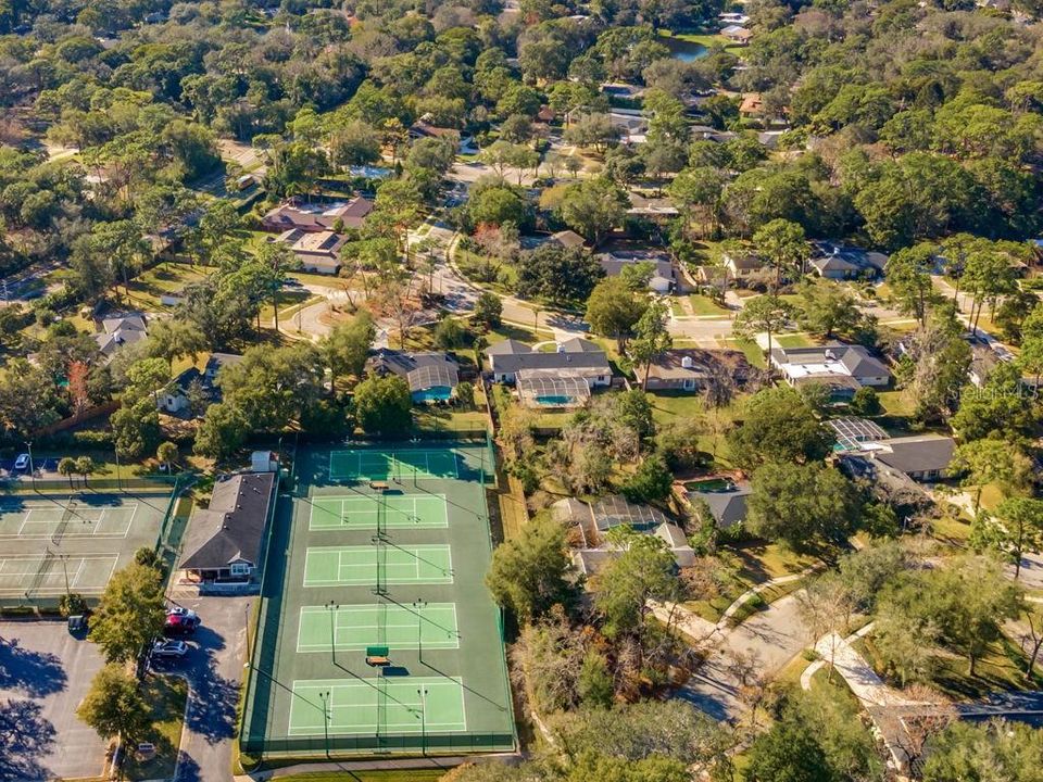 En Venta: $650,000 (4 camas, 2 baños, 2358 Pies cuadrados)