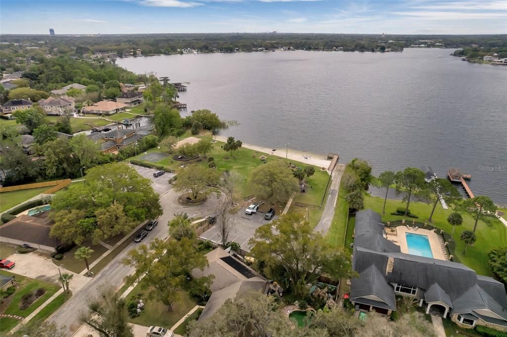En Venta: $650,000 (4 camas, 2 baños, 2358 Pies cuadrados)