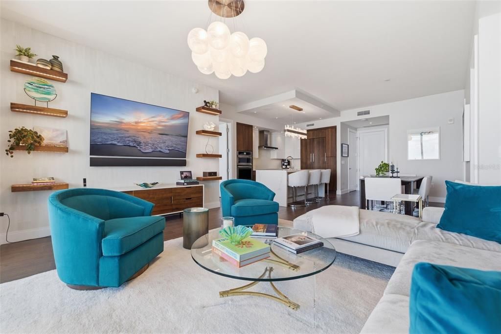 For Sale: $2,000,000 (2 beds, 2 baths, 1522 Square Feet)