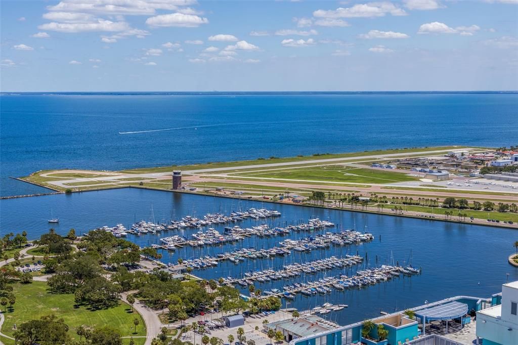 For Sale: $2,000,000 (2 beds, 2 baths, 1522 Square Feet)