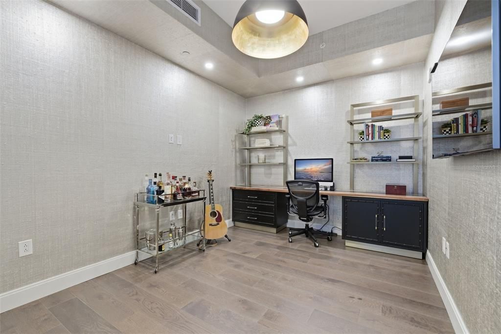 For Sale: $2,000,000 (2 beds, 2 baths, 1522 Square Feet)