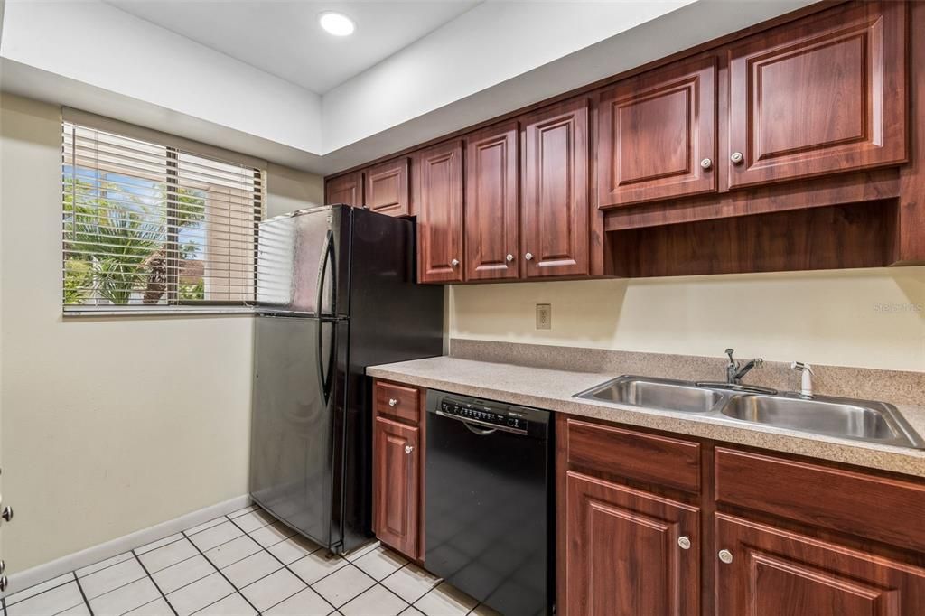 En Venta: $149,000 (2 camas, 2 baños, 968 Pies cuadrados)