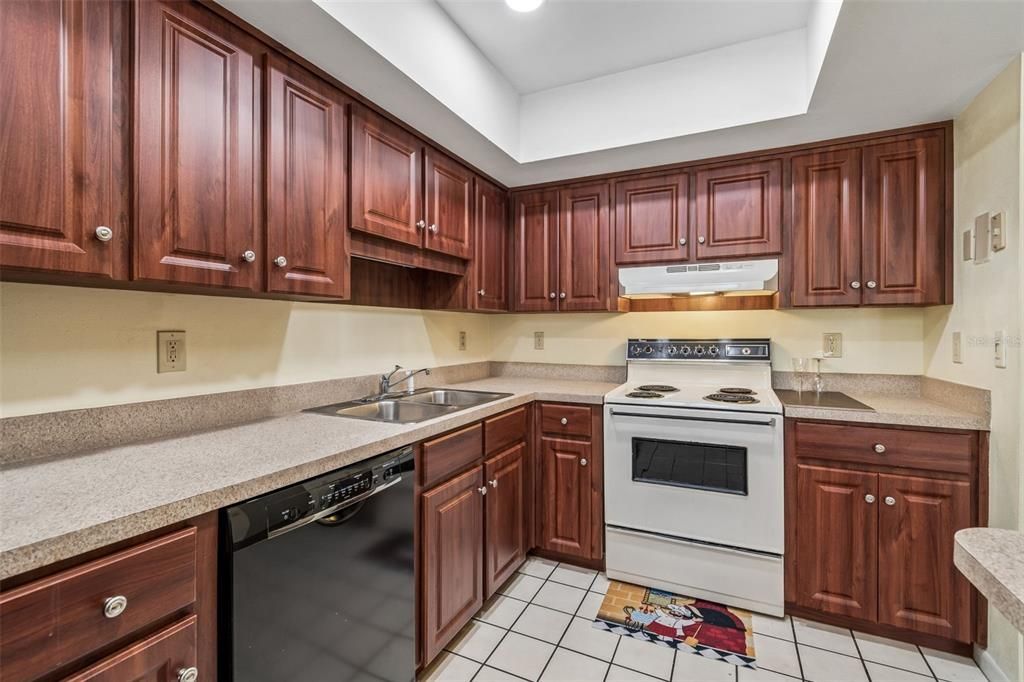 En Venta: $149,000 (2 camas, 2 baños, 968 Pies cuadrados)