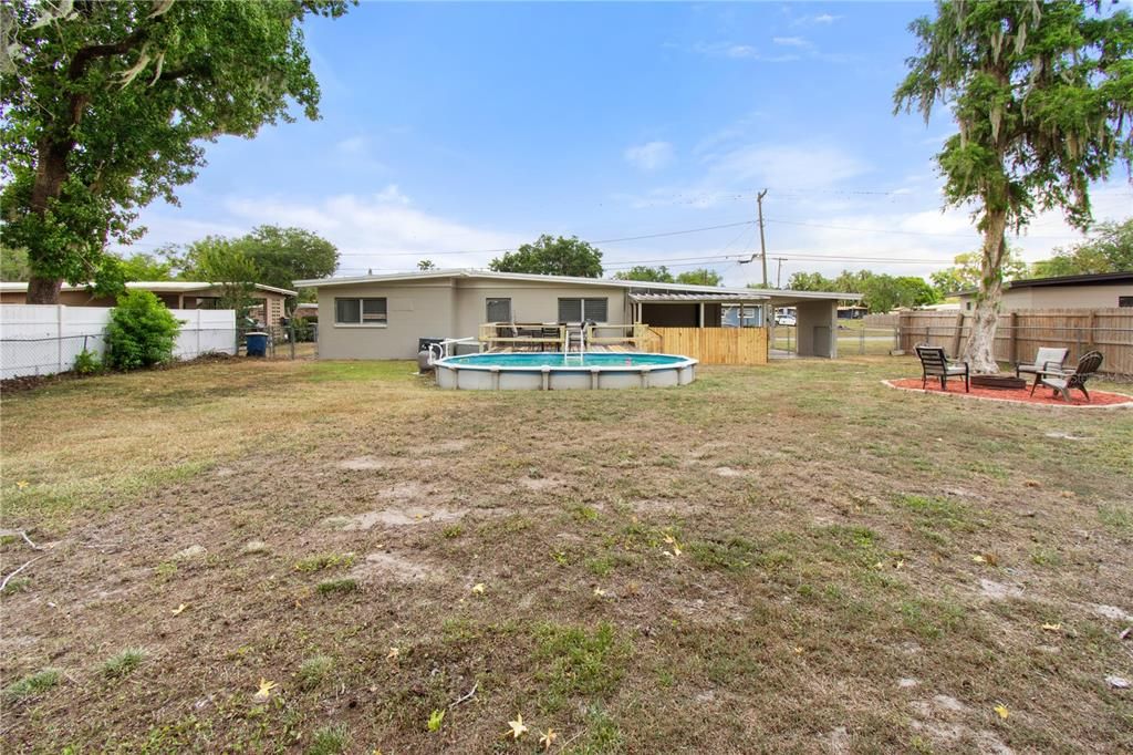 Active With Contract: $220,000 (3 beds, 1 baths, 1010 Square Feet)