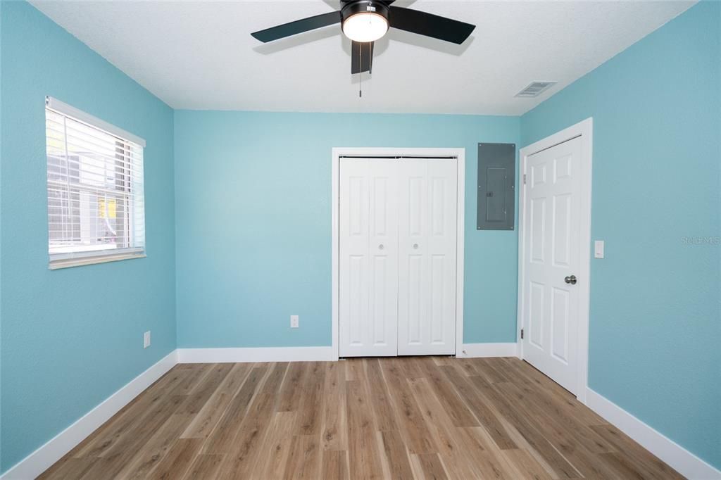 For Sale: $399,000 (4 beds, 2 baths, 1748 Square Feet)