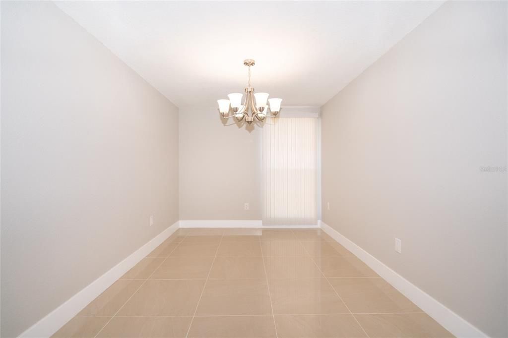 For Sale: $399,000 (4 beds, 2 baths, 1748 Square Feet)