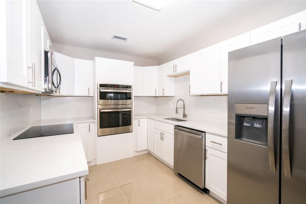 For Sale: $399,000 (4 beds, 2 baths, 1748 Square Feet)