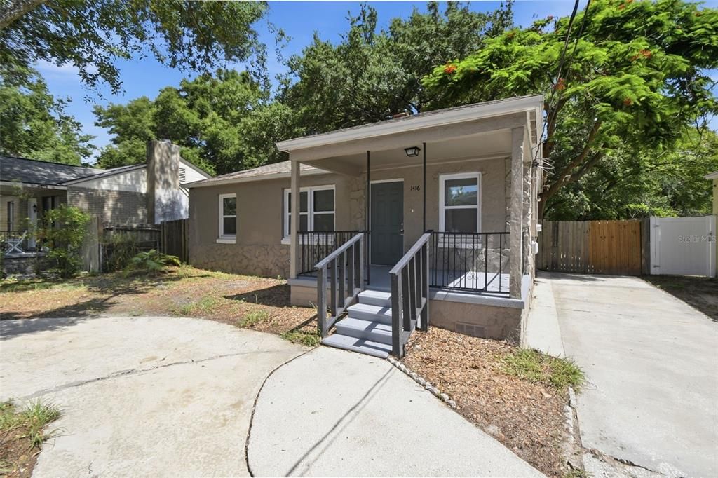 En Venta: $304,999 (3 camas, 2 baños, 910 Pies cuadrados)