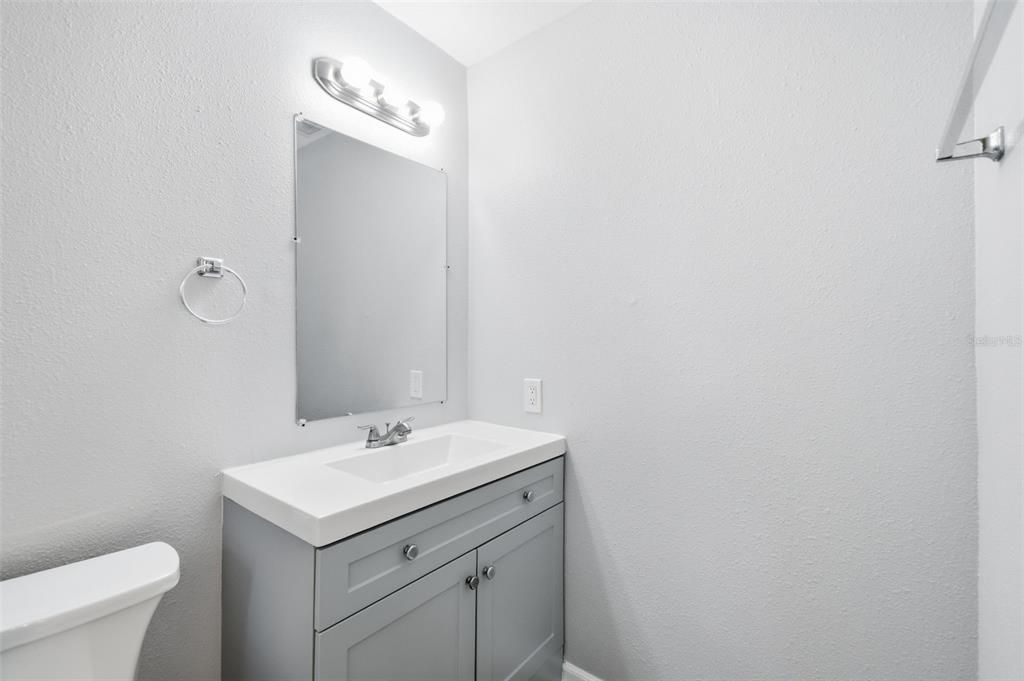 En Venta: $304,999 (3 camas, 2 baños, 910 Pies cuadrados)