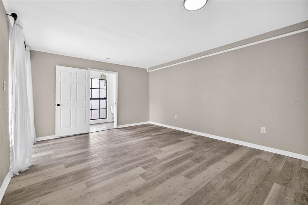 En Venta: $525,000 (3 camas, 2 baños, 1887 Pies cuadrados)