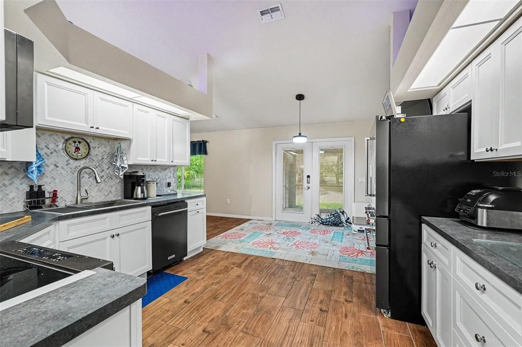 For Sale: $445,000 (3 beds, 2 baths, 2070 Square Feet)