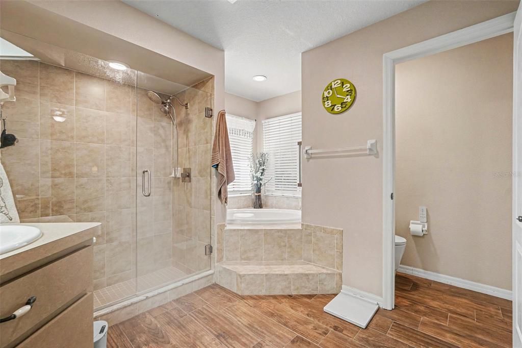 For Sale: $445,000 (3 beds, 2 baths, 2070 Square Feet)