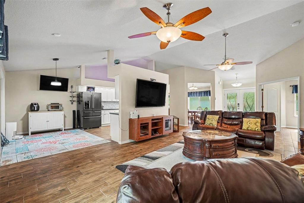 For Sale: $445,000 (3 beds, 2 baths, 2070 Square Feet)