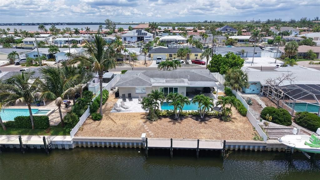 En Venta: $1,050,000 (3 camas, 2 baños, 1701 Pies cuadrados)