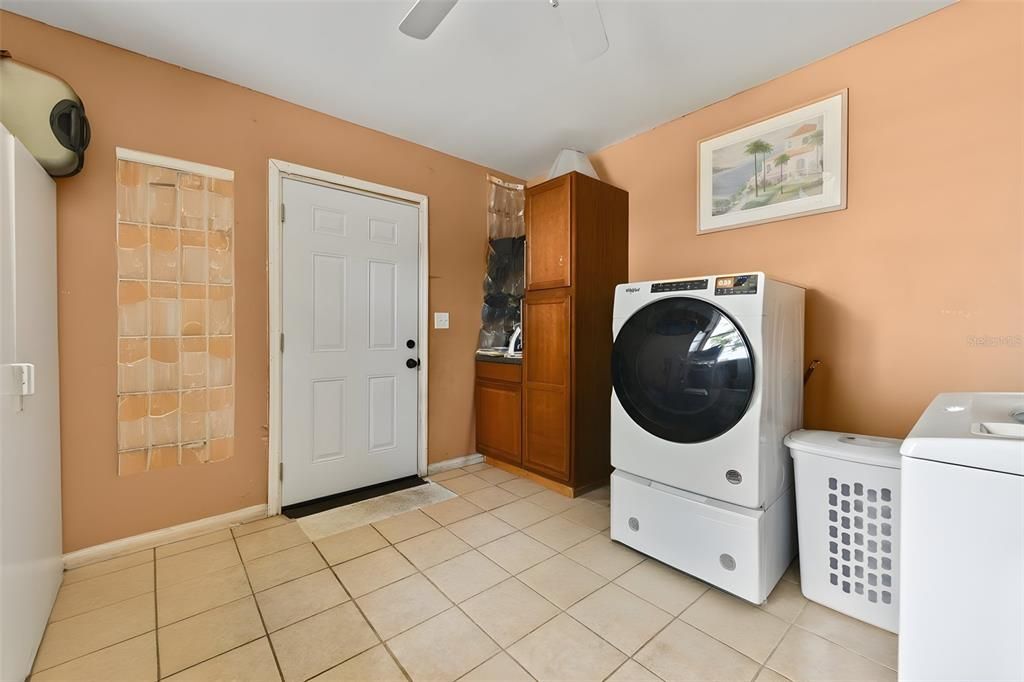 En Venta: $899,000 (7 camas, 5 baños, 5432 Pies cuadrados)