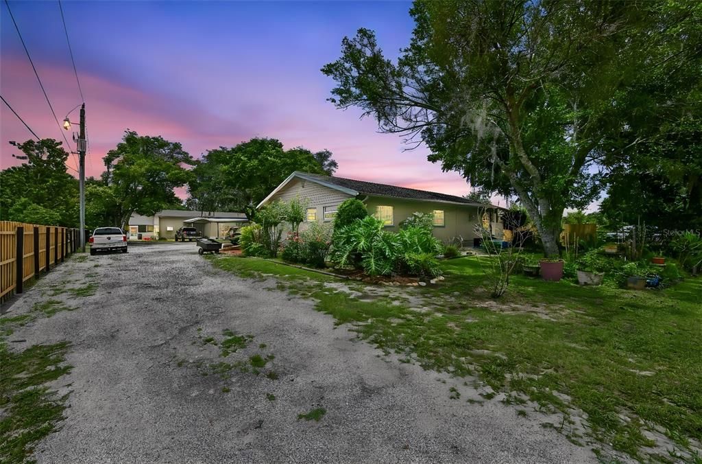 En Venta: $899,000 (7 camas, 5 baños, 5432 Pies cuadrados)