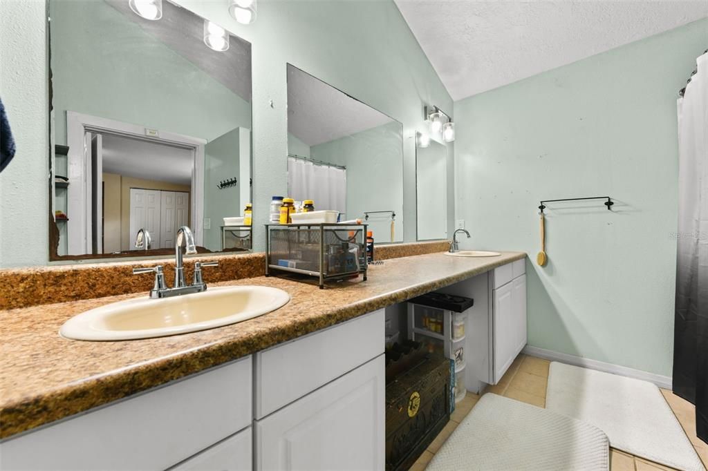 En Venta: $899,000 (7 camas, 5 baños, 5432 Pies cuadrados)