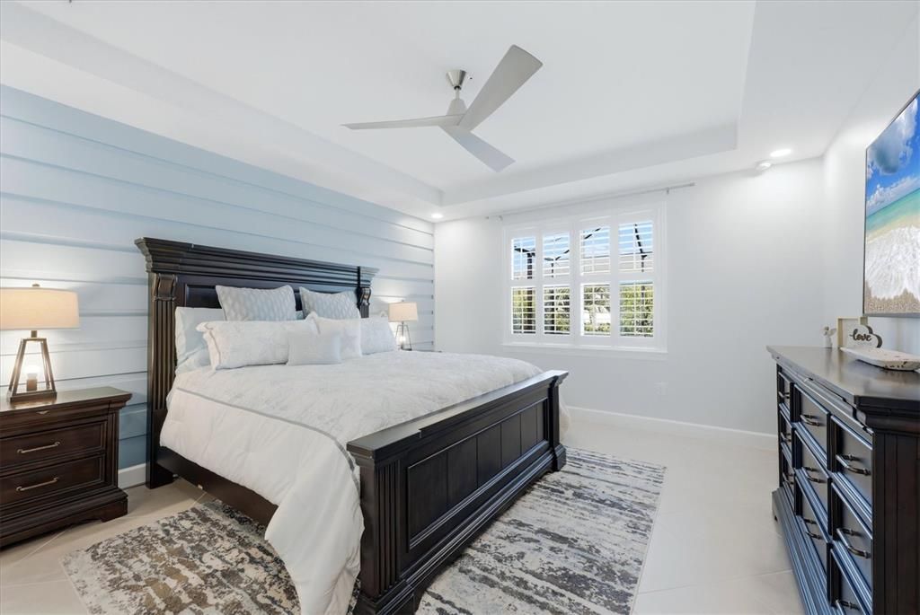 For Sale: $815,000 (3 beds, 3 baths, 2209 Square Feet)