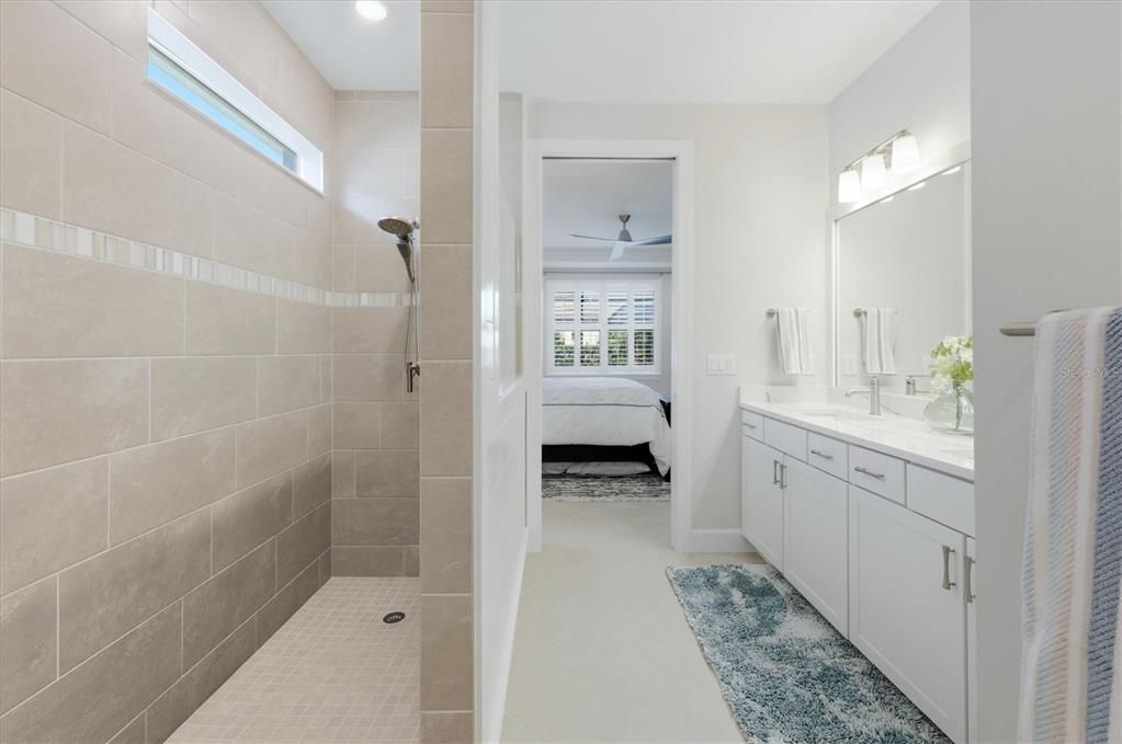 For Sale: $815,000 (3 beds, 3 baths, 2209 Square Feet)