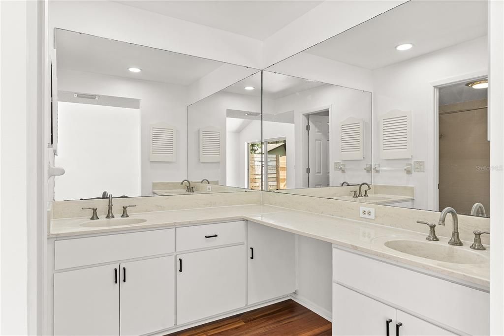 En Venta: $225,000 (2 camas, 2 baños, 1176 Pies cuadrados)