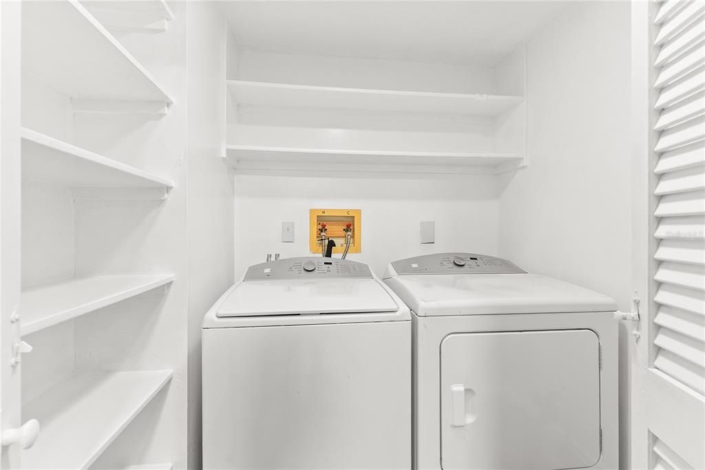 En Venta: $225,000 (2 camas, 2 baños, 1176 Pies cuadrados)