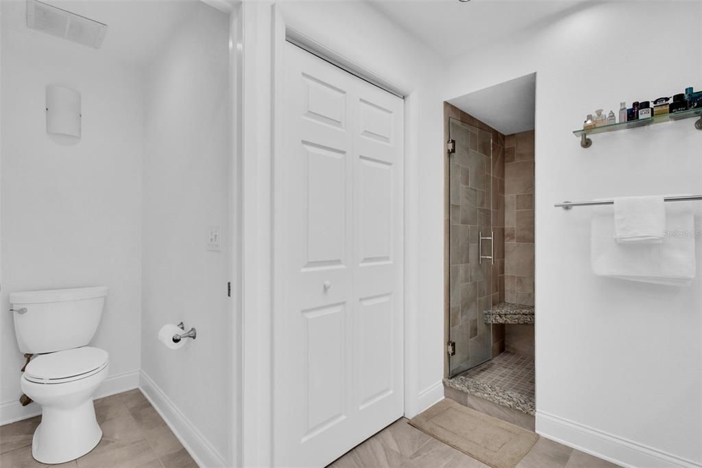 For Sale: $449,900 (3 beds, 3 baths, 1754 Square Feet)