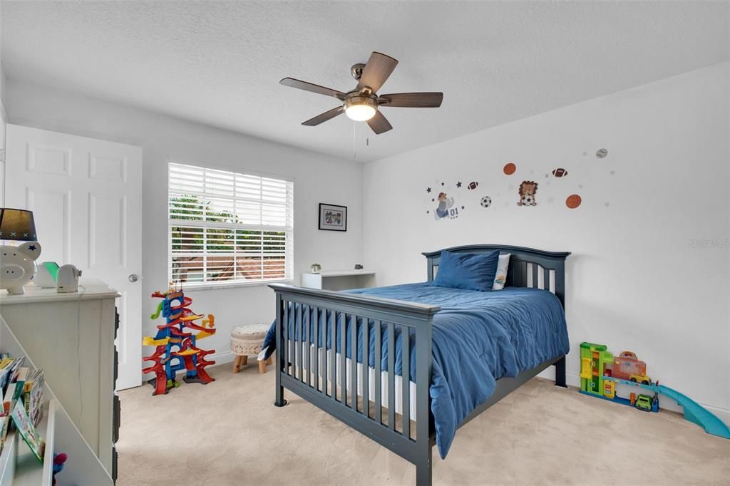 For Sale: $449,900 (3 beds, 3 baths, 1754 Square Feet)