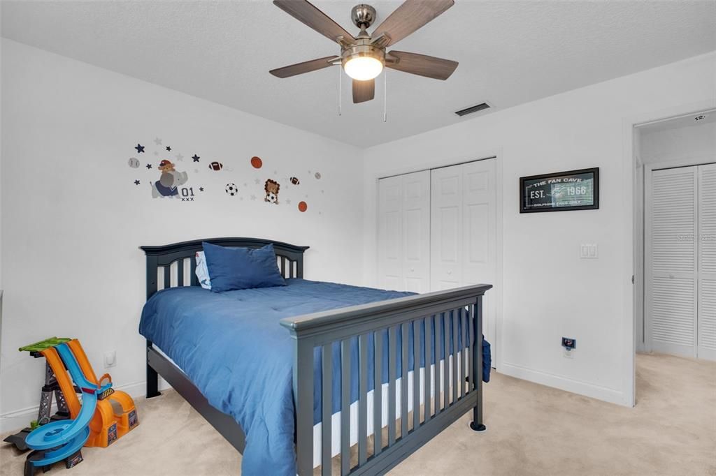 For Sale: $449,900 (3 beds, 3 baths, 1754 Square Feet)