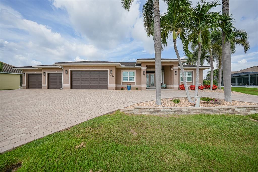 En Venta: $1,399,000 (4 camas, 4 baños, 3194 Pies cuadrados)