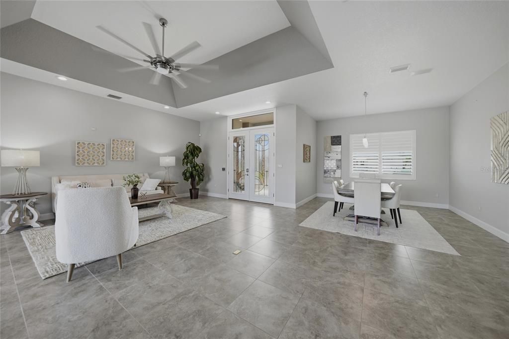 En Venta: $1,399,000 (4 camas, 4 baños, 3194 Pies cuadrados)