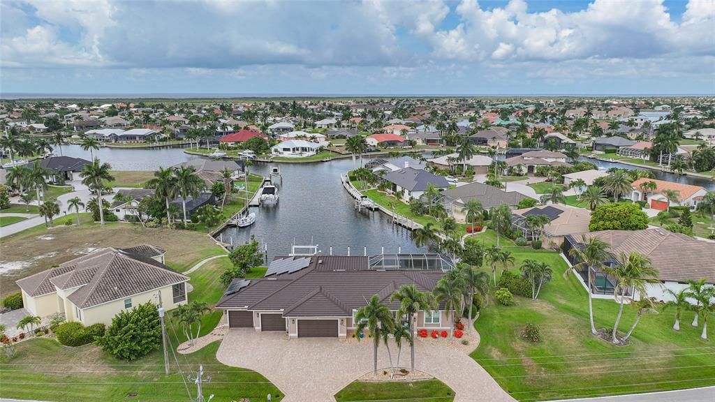 En Venta: $1,399,000 (4 camas, 4 baños, 3194 Pies cuadrados)