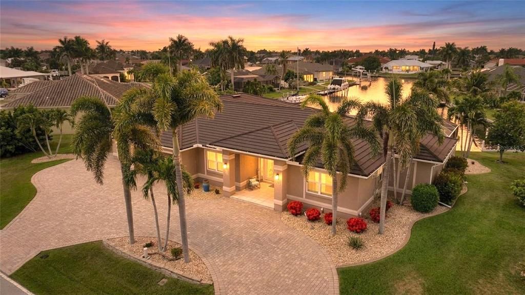 En Venta: $1,399,000 (4 camas, 4 baños, 3194 Pies cuadrados)