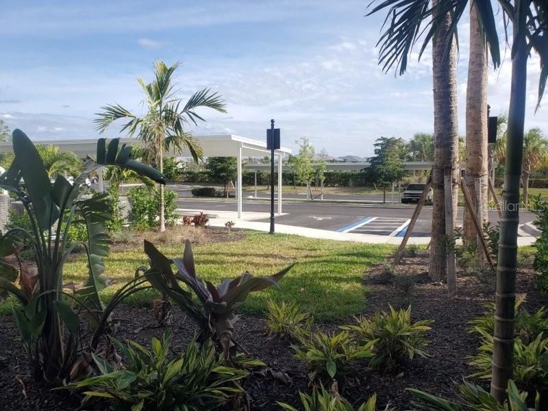 For Rent: $1,900 (3 beds, 2 baths, 1301 Square Feet)