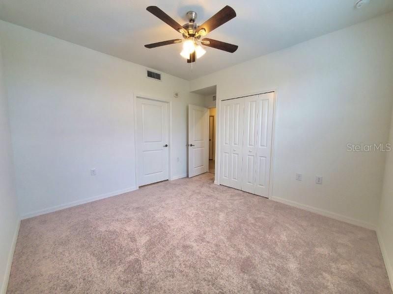 For Rent: $1,900 (3 beds, 2 baths, 1301 Square Feet)