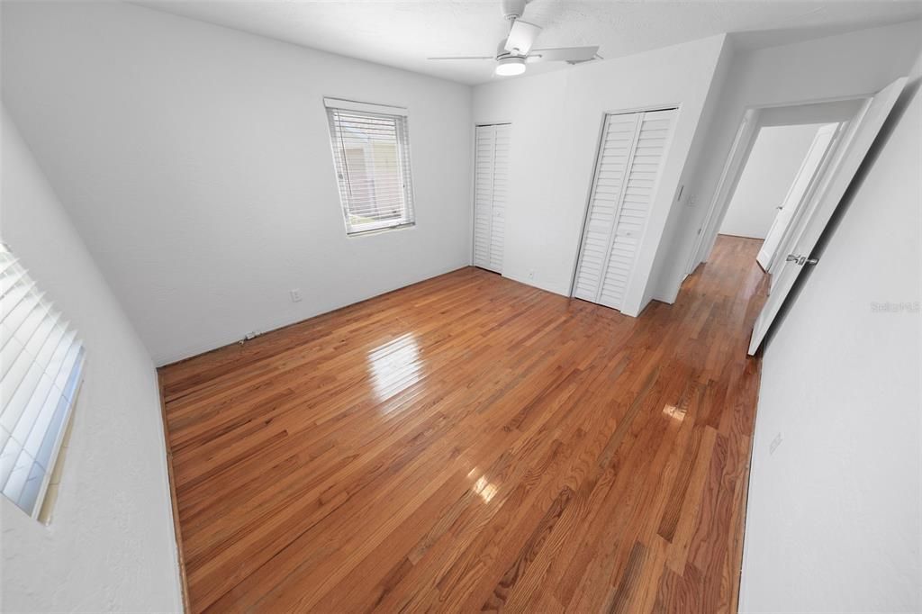 En Venta: $399,900 (4 camas, 2 baños, 1642 Pies cuadrados)